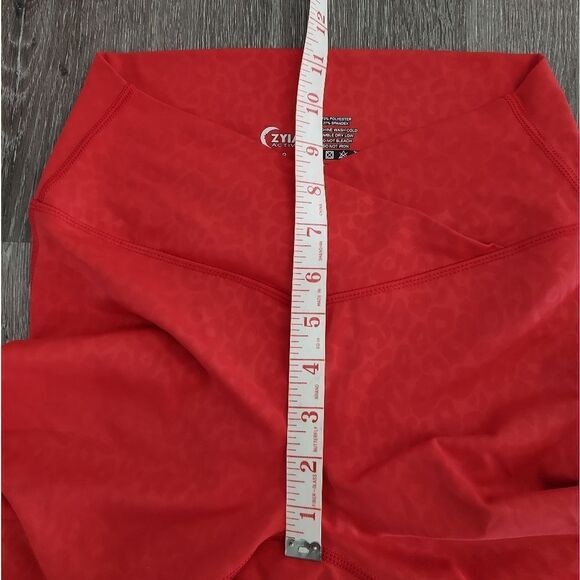 Zyia Red Leopard Print Scrunch V Cross Waist Leggings Size 6-8 - Picture 8 of 10